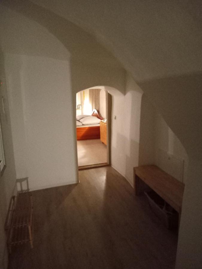 Appartement Historische Renaissance-Stube Kahla à Kahla  Extérieur photo